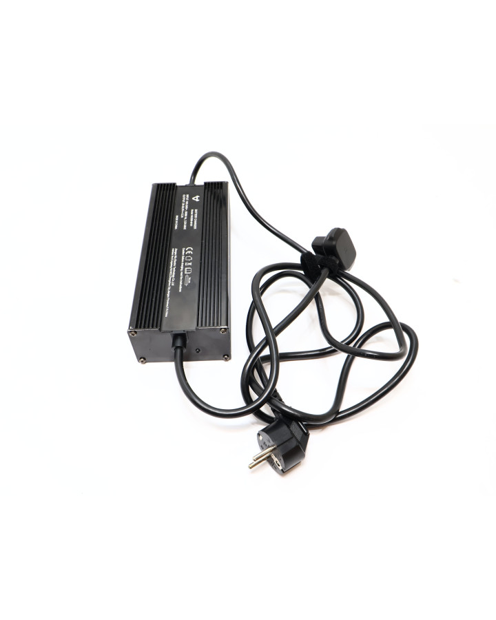 NIU MQi/UQi, batteriladdare