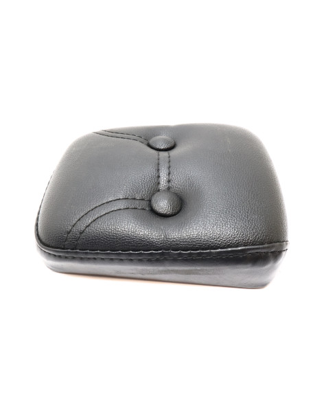 Suzuki VS 1400 Intruder, passagerarsadel sissybar