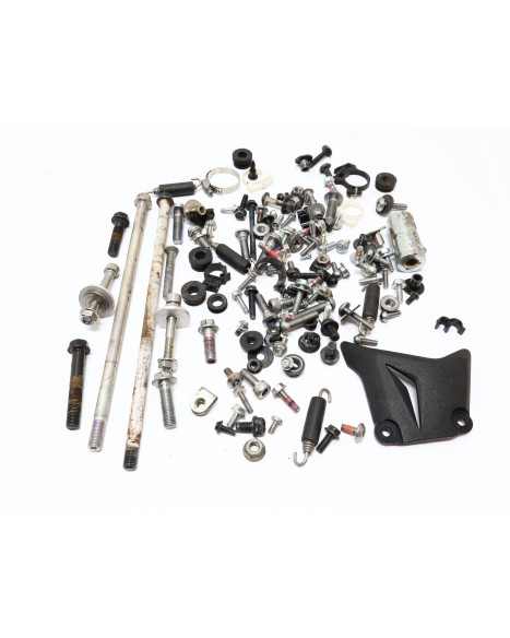 Kawasaki Z1000, skruvkit