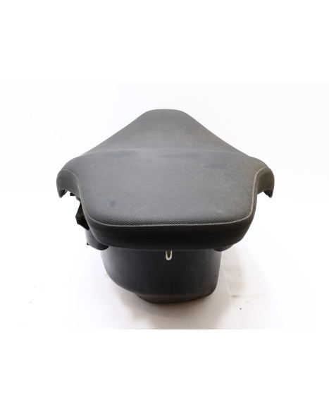 Yamaha Jog R, sadel med sadellåda