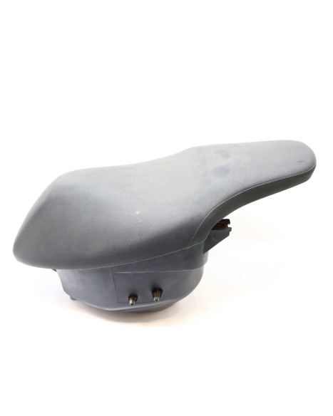 Yamaha Jog R, sadel med sadellåda