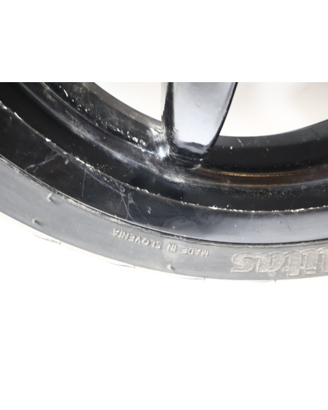 Aprilia SR50, bakhjul