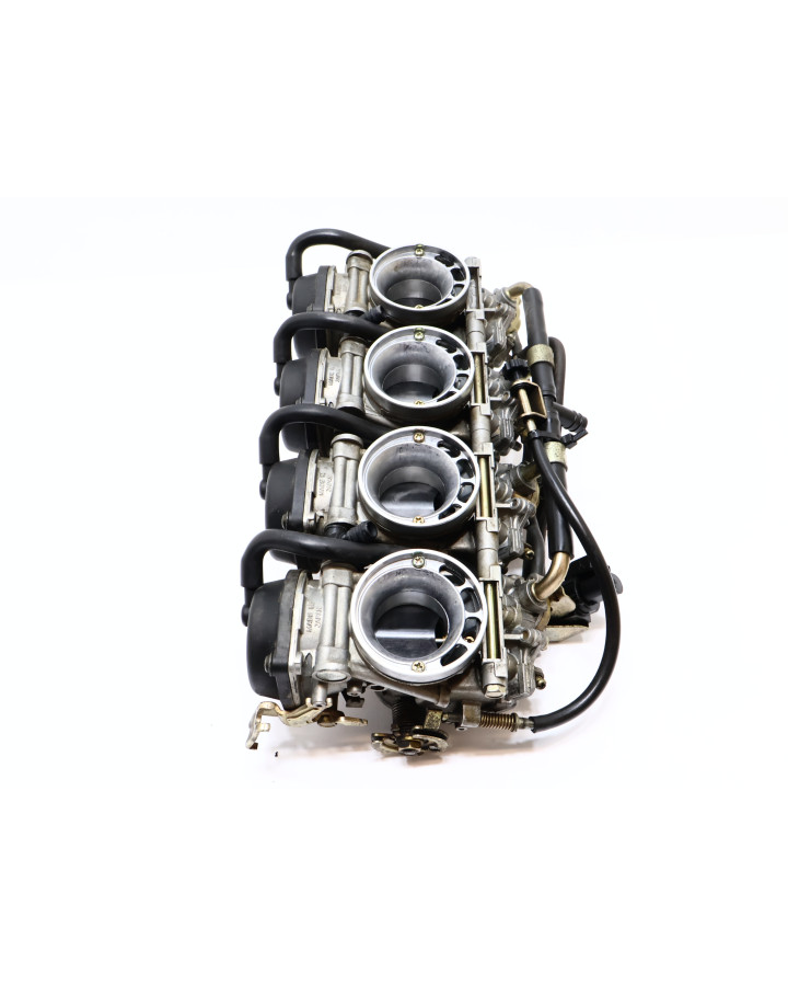 Suzuki GSX-R750, förgasarbrygga