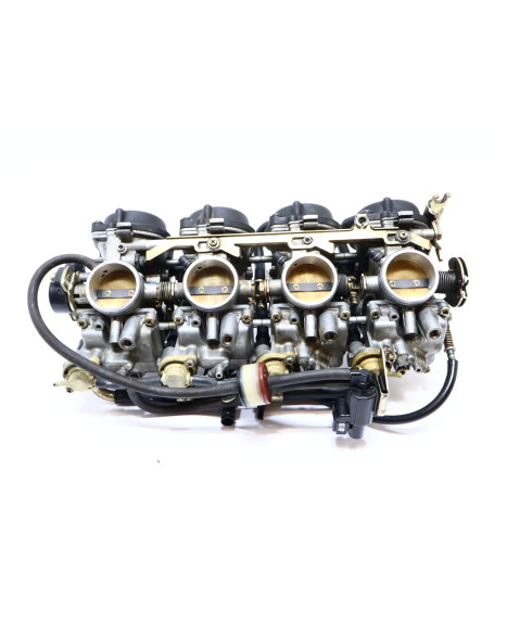 Suzuki GSX-R750, förgasarbrygga