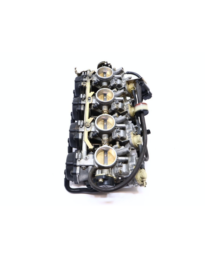 Suzuki GSX-R750, förgasarbrygga