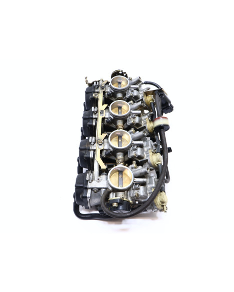 Suzuki GSX-R750, förgasarbrygga