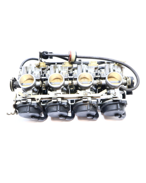 Suzuki GSX-R750, förgasarbrygga