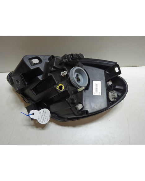 Ligier JS50, framlykta höger