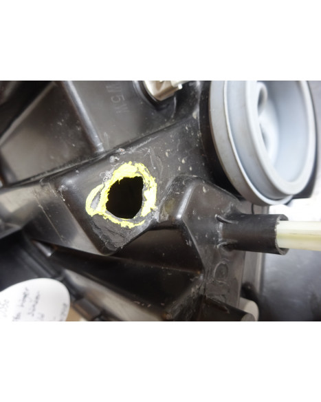 Ligier JS50, framlykta höger