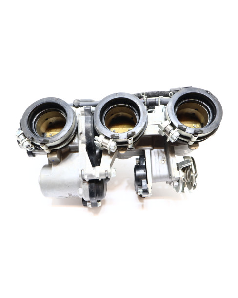 Yamaha MT-09, gasspjäll/insprut