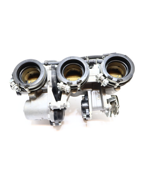 Yamaha MT-09, gasspjäll/insprut