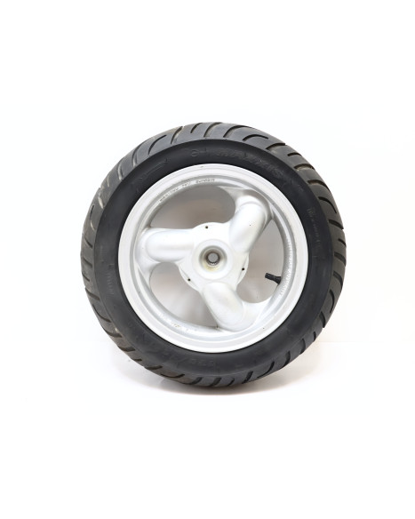 Kymco Vitality, bakhjul