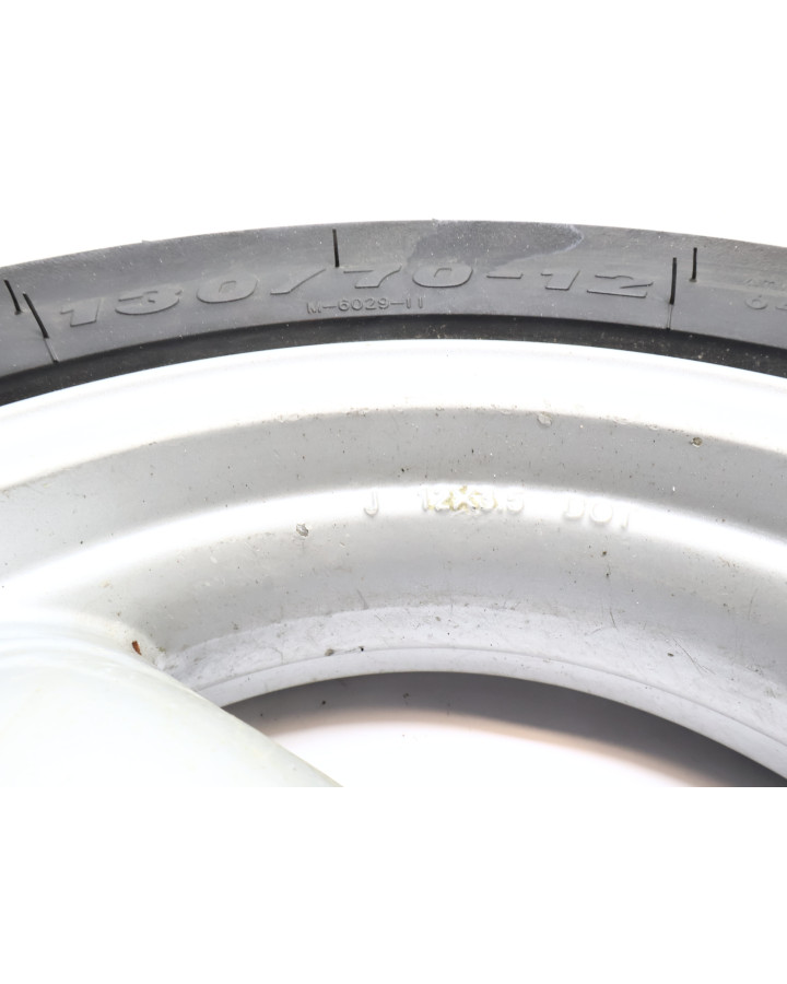 Kymco Vitality, bakhjul