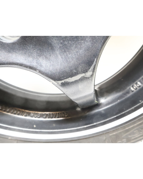 Yamaha Aerox, bakhjul