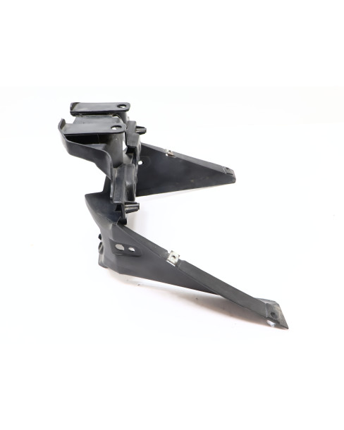 Kymco Agility Wide, fäste baklykta 2