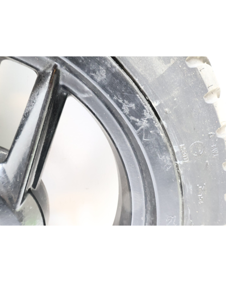 Peugeot Streetzone, bakhjul