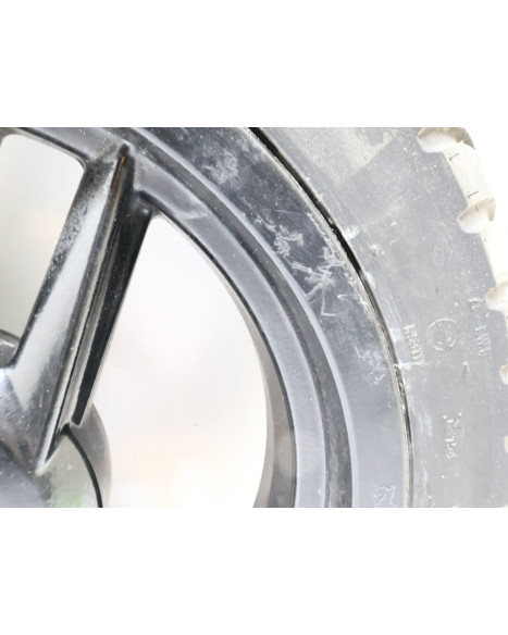 Peugeot Streetzone, bakhjul