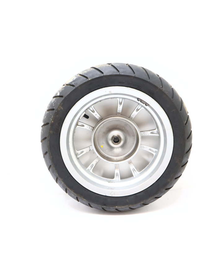 Vespa Primavera, bakhjul