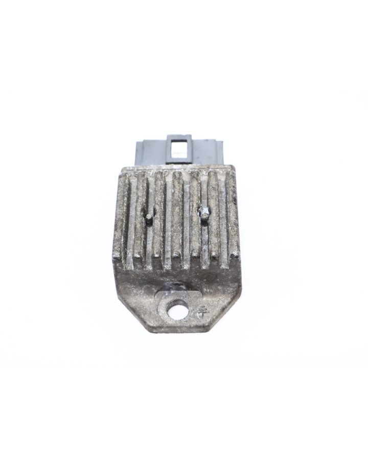 Derbi Senda/Aprilia SX50/Gilera SMT, voltregulator