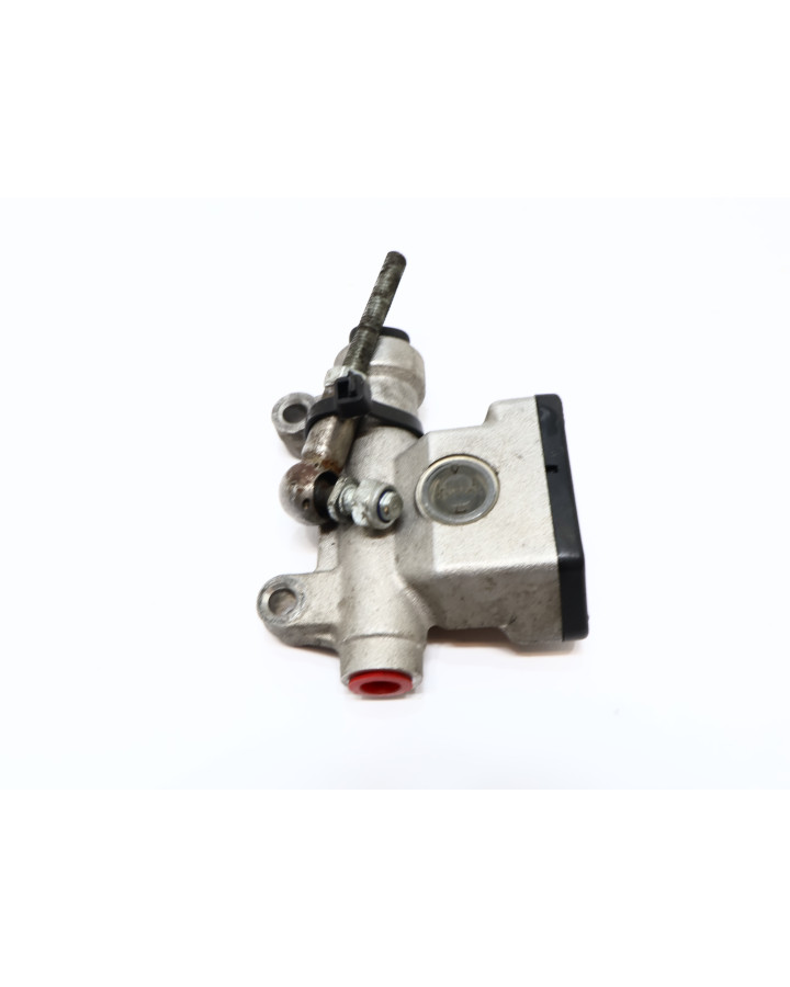 Derbi Senda DRD Pro, bromscylinder bak