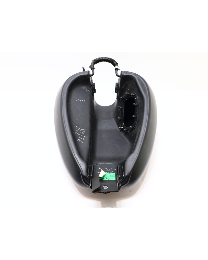 Harley-Davidson Street 750, bränsletank