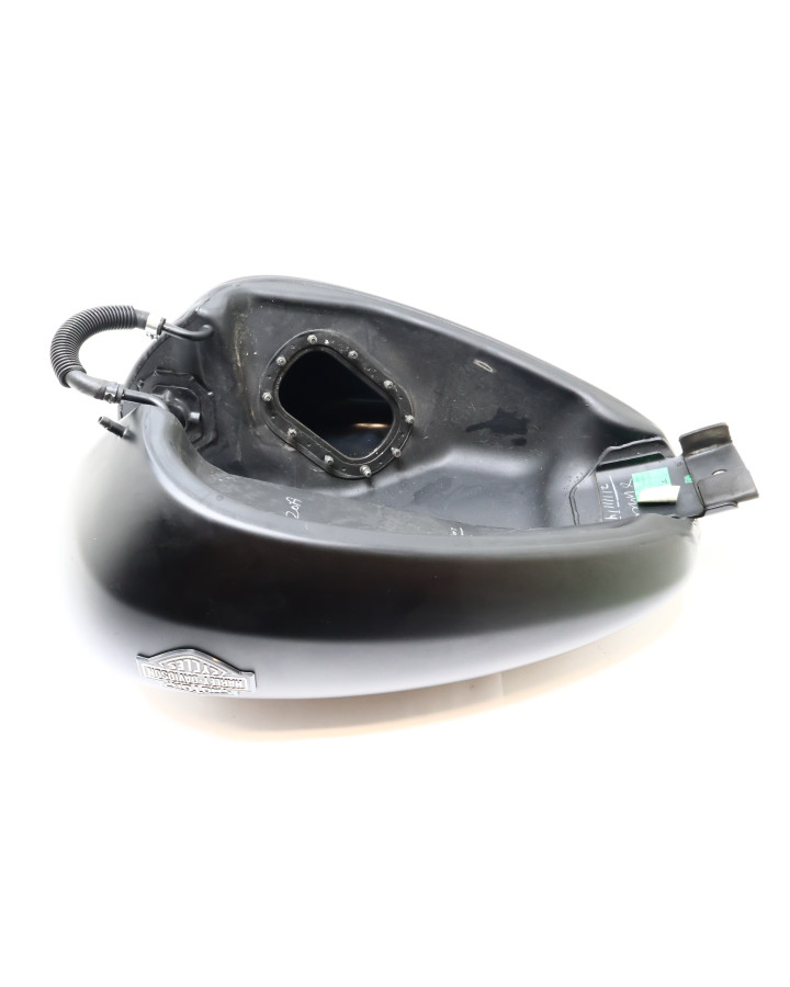 Harley-Davidson Street 750, bränsletank