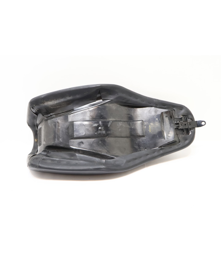 Harley-Davidson Street 750, sadel