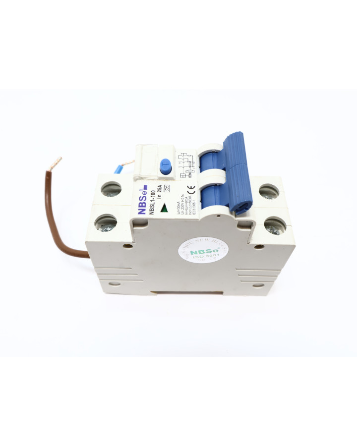 Fritidsvagnen, jordfelsbrytare