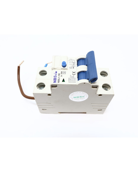 Fritidsvagnen, jordfelsbrytare