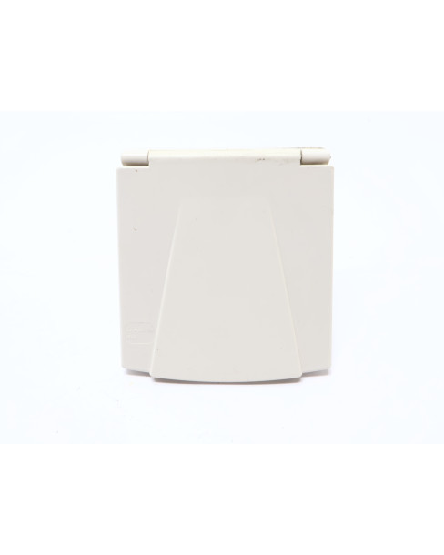 Fritidsvagnen, CEE inbyggt eluttag