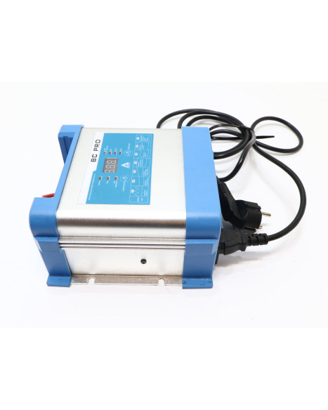 Fritidsvagnen, batteriladdare