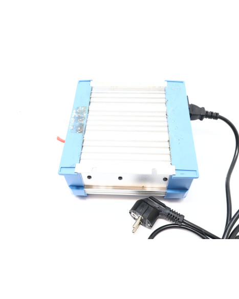 Fritidsvagnen, batteriladdare