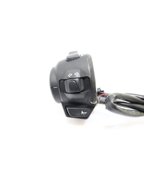 Harley-Davidson Street 750, omkopplare vänster