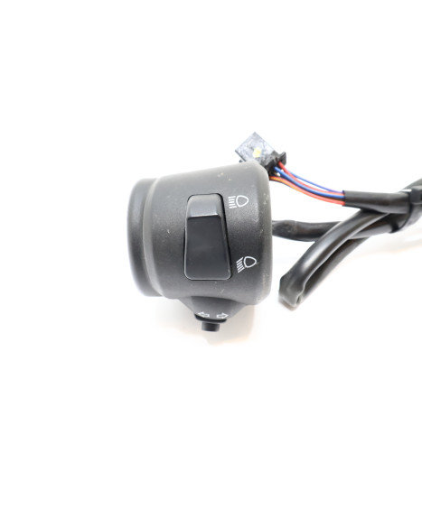 Harley-Davidson Street 750, omkopplare vänster