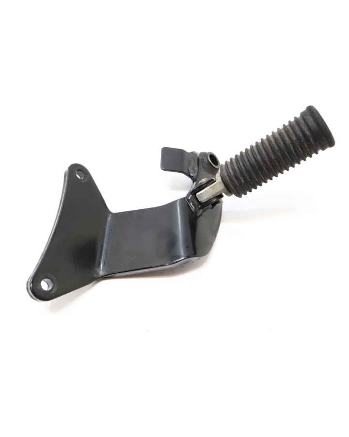 Harley-Davidson Street 750, fotpinne höger...