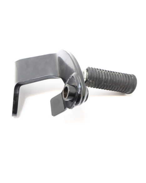 Harley-Davidson Street 750, fotpinne höger komplett