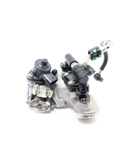 Harley-Davidson Street 750, gasspjäll/insprut