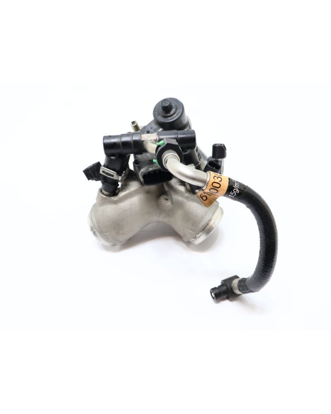 Harley-Davidson Street 750, gasspjäll/insprut