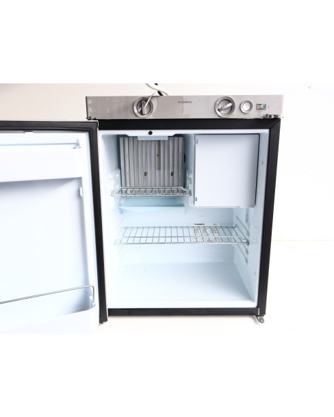 Fritidsvagnen, Dometic kylskåp RM 5310 2
