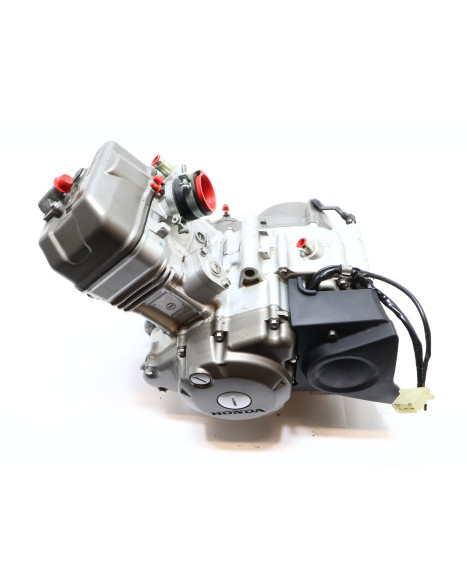 Honda CBR 125R, motor