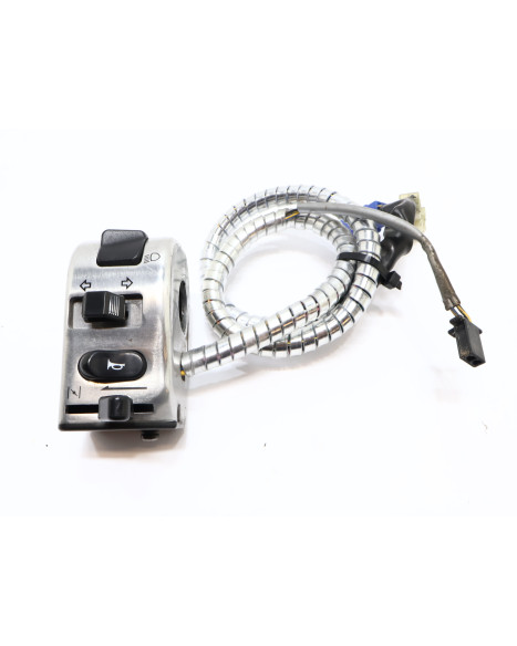 Yamaha XVS 1100 Dragstar, omkopplare vänster