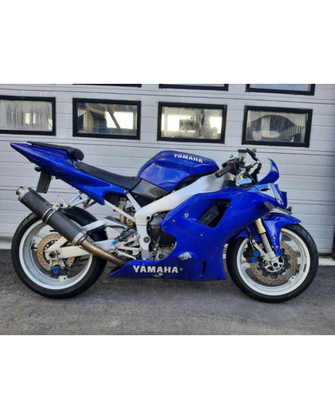 Yamaha YZF-R1