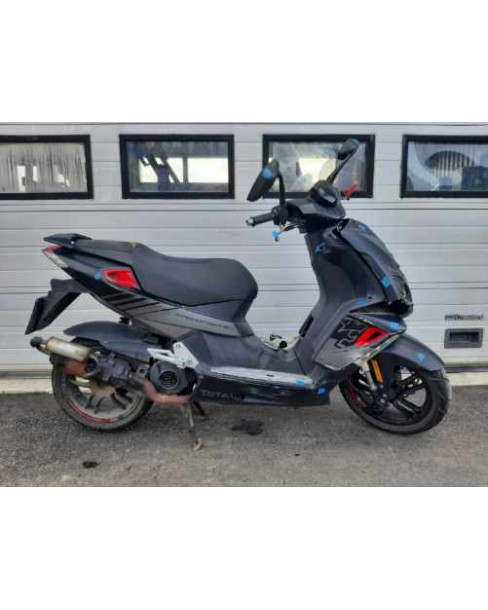 Peugeot Speedfight 4