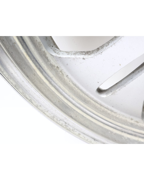 Kawasaki VN1500 Mean Streak, framfälg