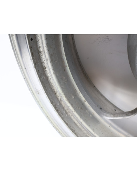 Kawasaki VN1500 Mean Streak, bakfälg