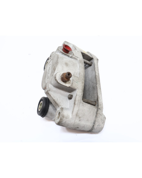 Ligier X-Too/Nova, bromsok fram