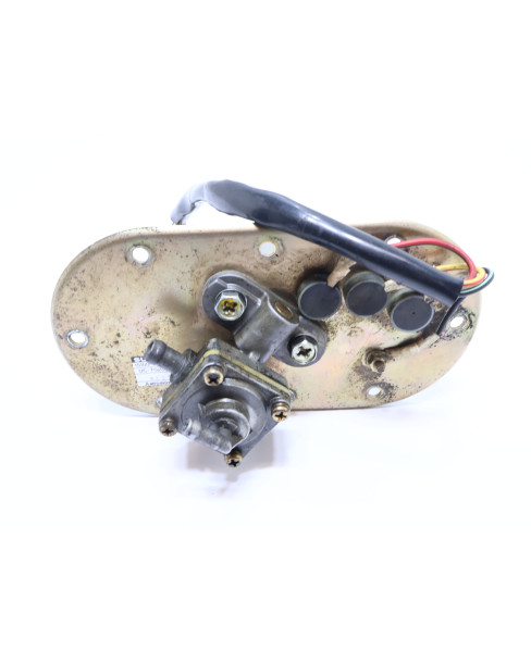 Suzuki GSX-R600, bränslepump 2