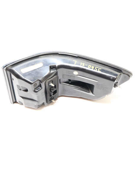 Ligier JS60, baklykta vänster