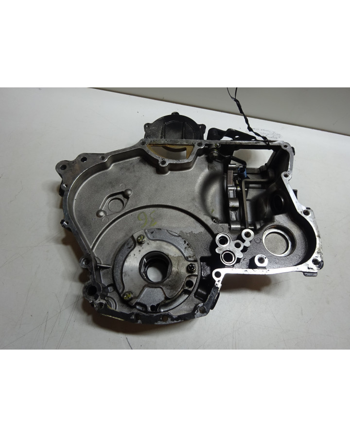 Mitsubishi L2E 635cc, motorkåpa