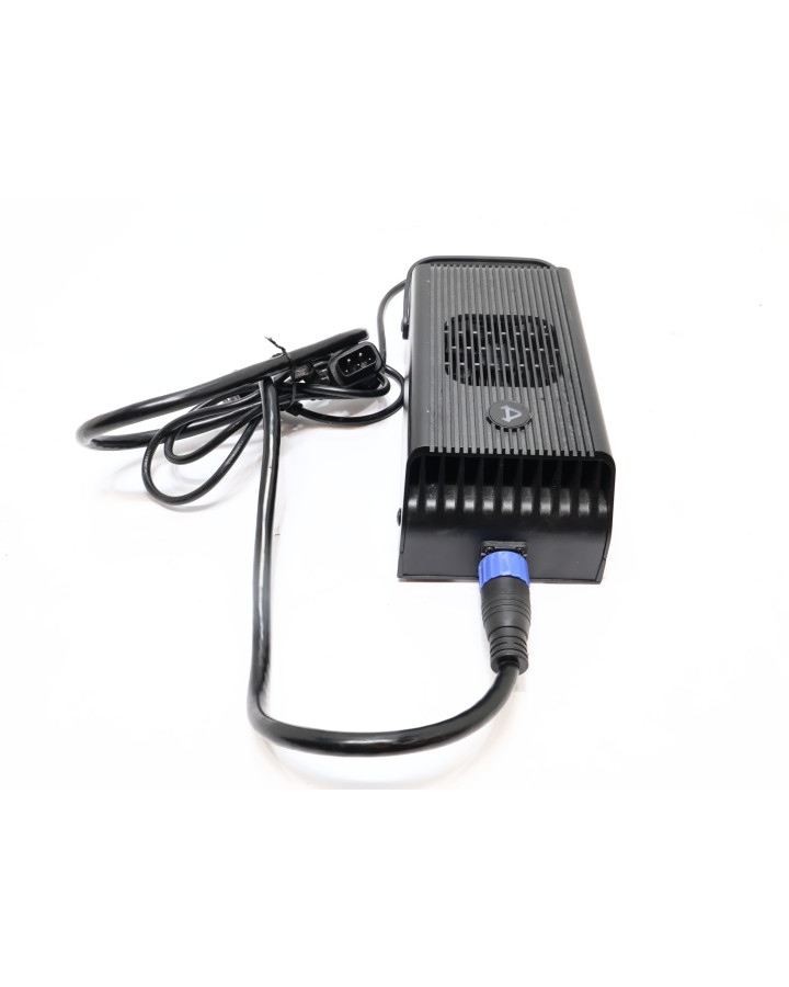 NIU MQi GT, batteriladdare